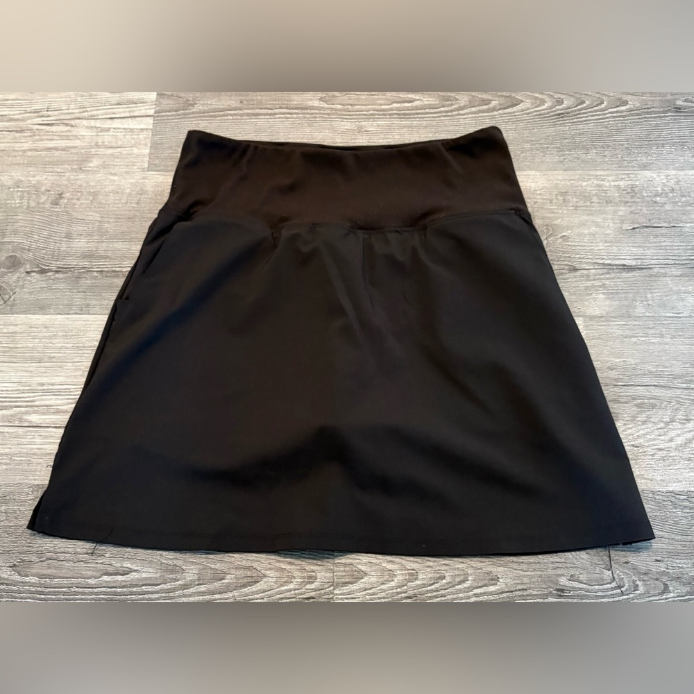 Collette Love Black A-Line Active Skort - 
Pickle Ball Wear. Women Size L